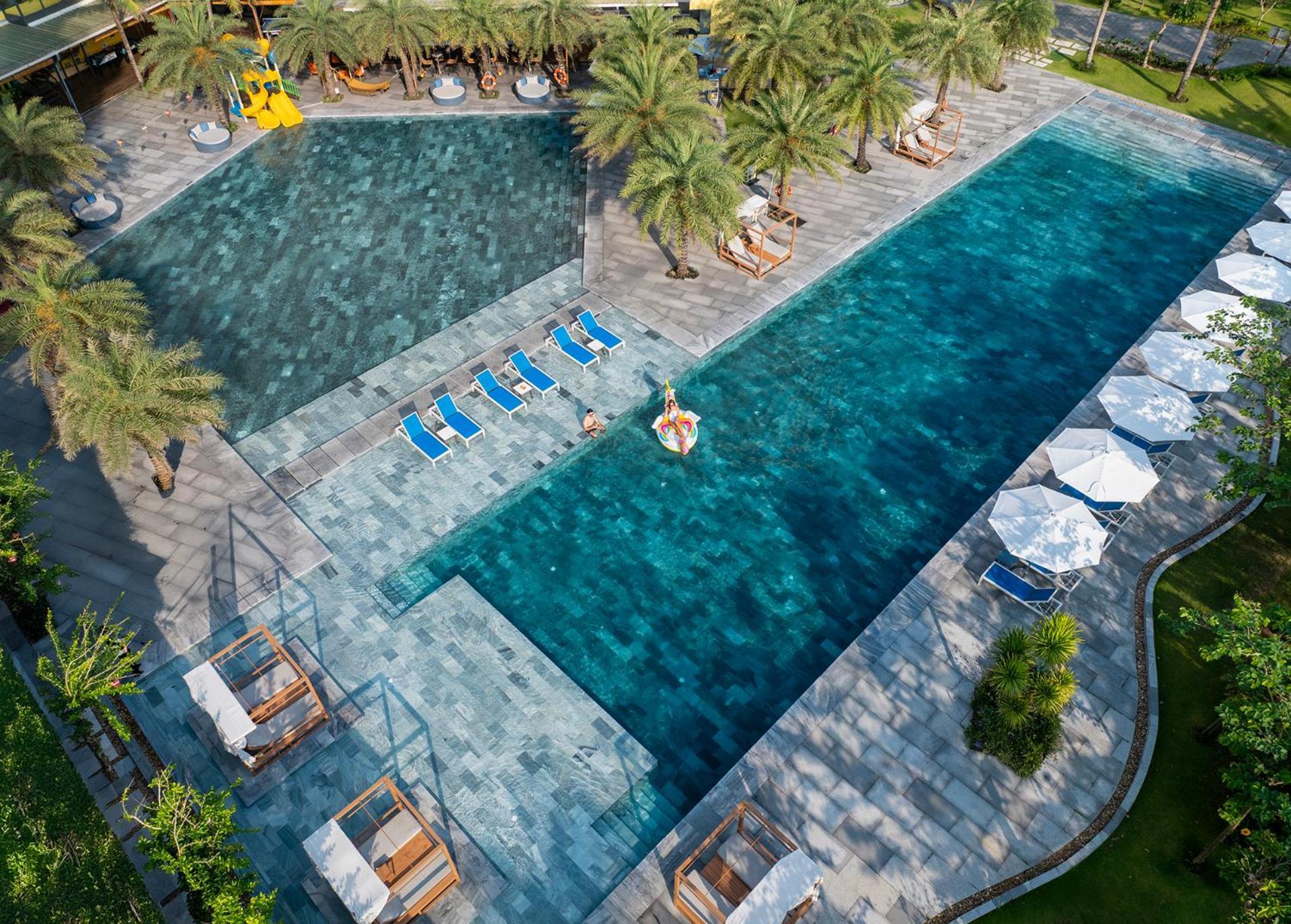 Wyndham Hoi An Royal Beachfront Resort & Villas Exterior photo