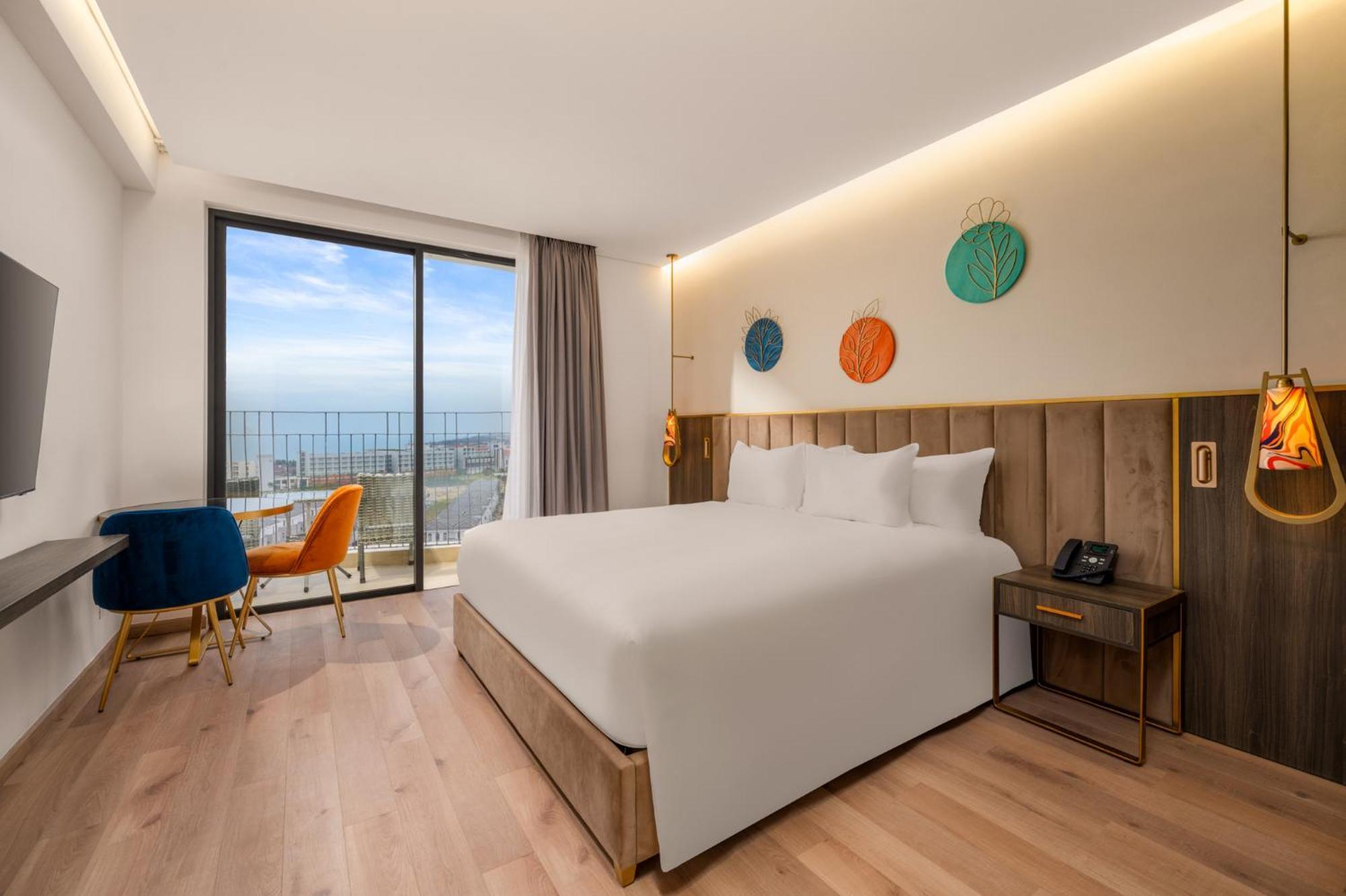 Wyndham Hoi An Royal Beachfront Resort & Villas Exterior photo